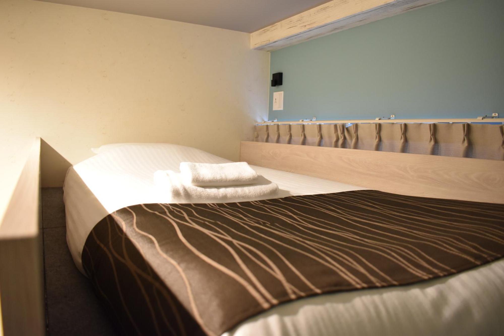 Shinsaibashi House Hotel Osaka Phòng bức ảnh