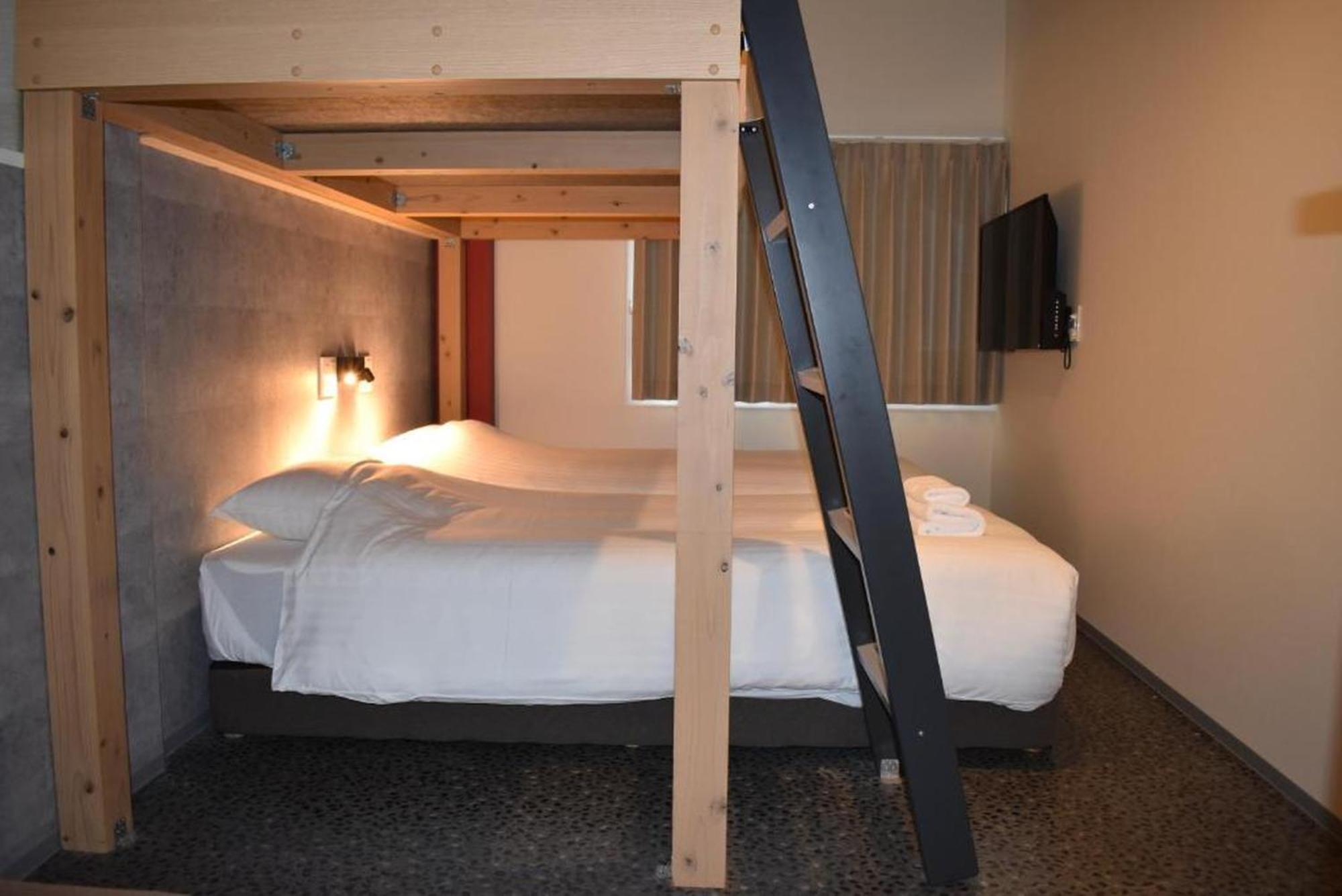 Shinsaibashi House Hotel Osaka Ngoại thất bức ảnh