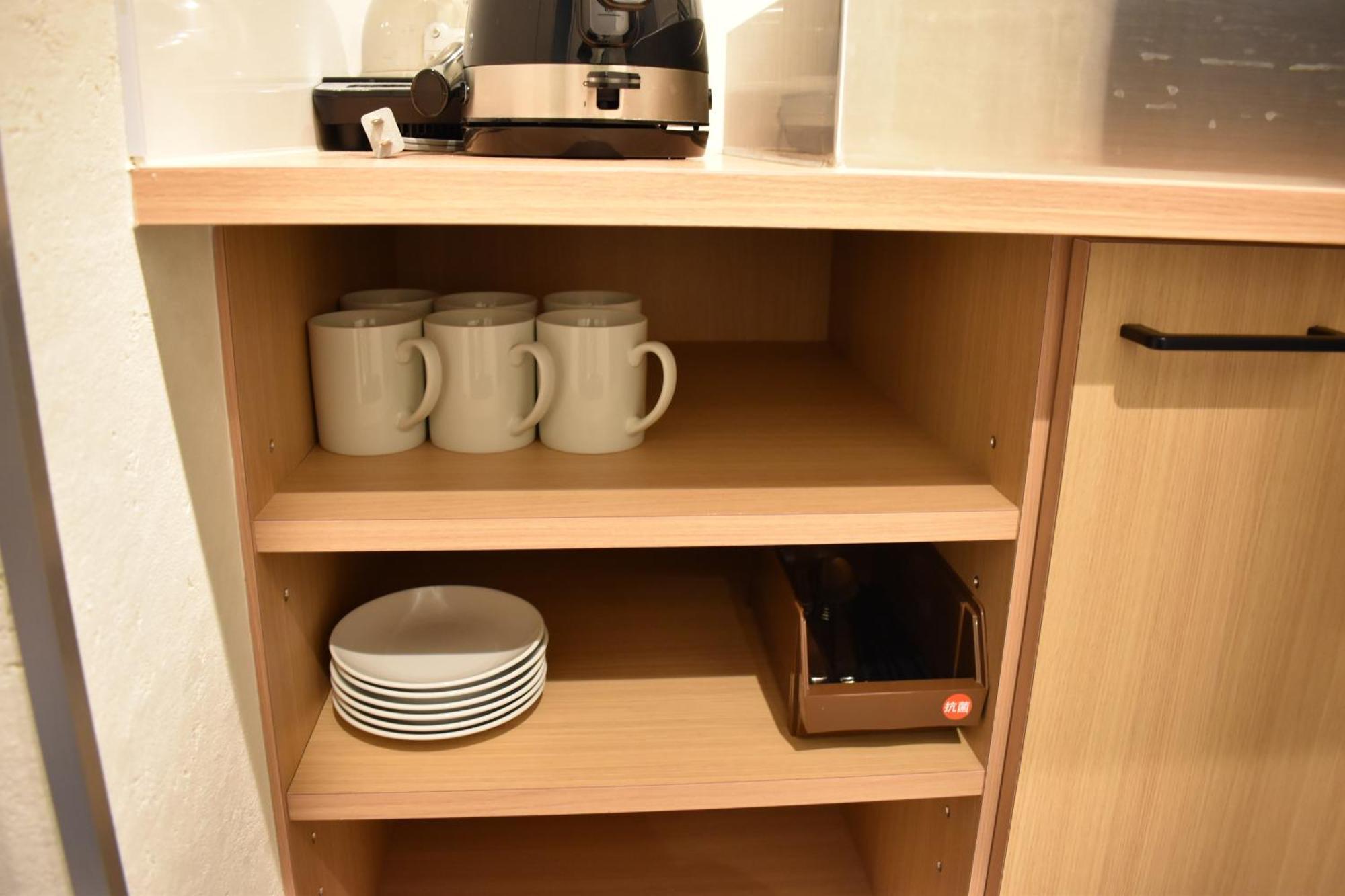 Shinsaibashi House Hotel Osaka Phòng bức ảnh